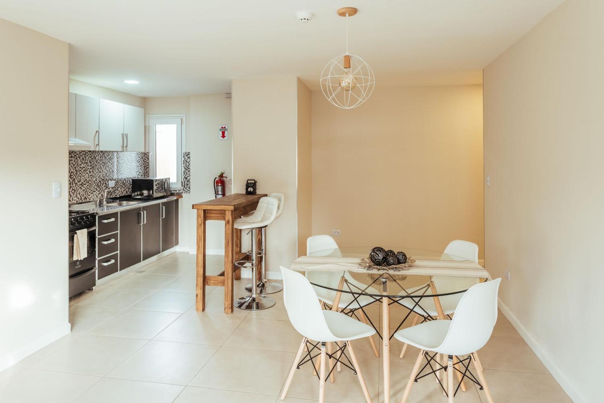 Gray Fox Apartments San Martin อูซัวยา ภายนอก รูปภาพ