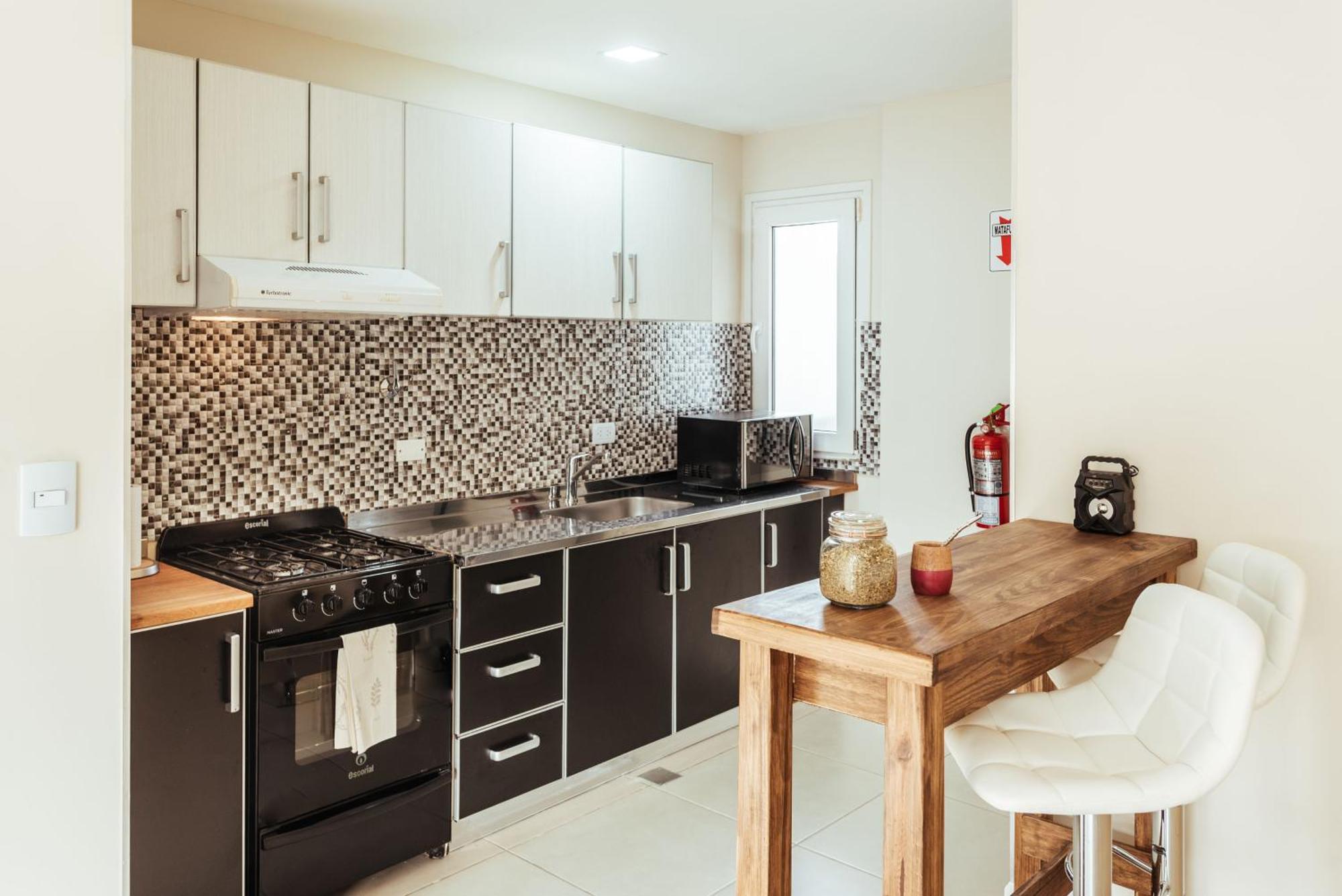 Gray Fox Apartments San Martin อูซัวยา ภายนอก รูปภาพ